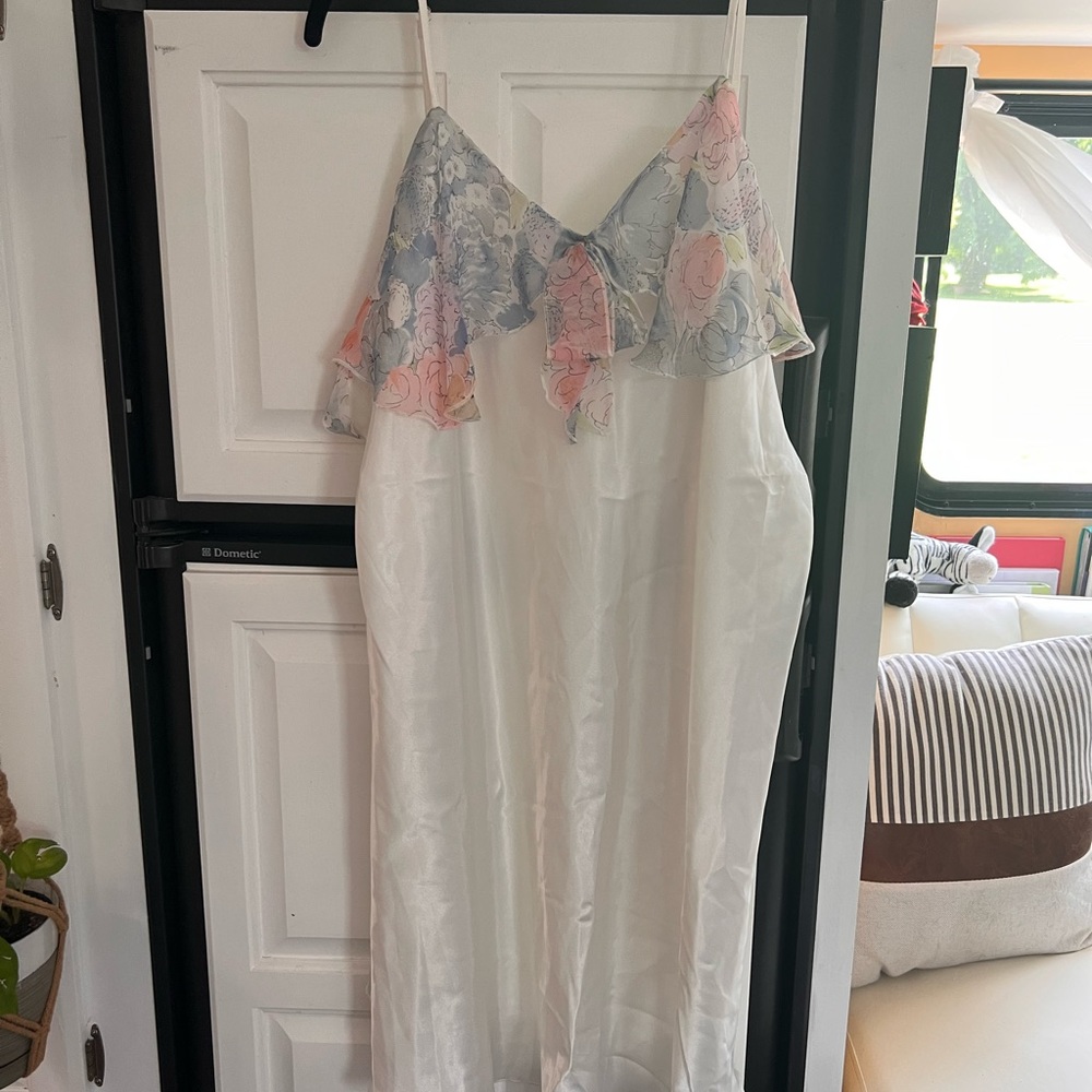 Satin Nighty Sheer Floral Ruffle sz 22/24